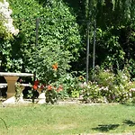 Insolite Dans Un Bed & Breakfast 3*