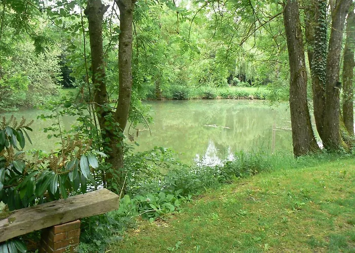 住宿加早餐酒店 Insolite Dans Un Sampigny